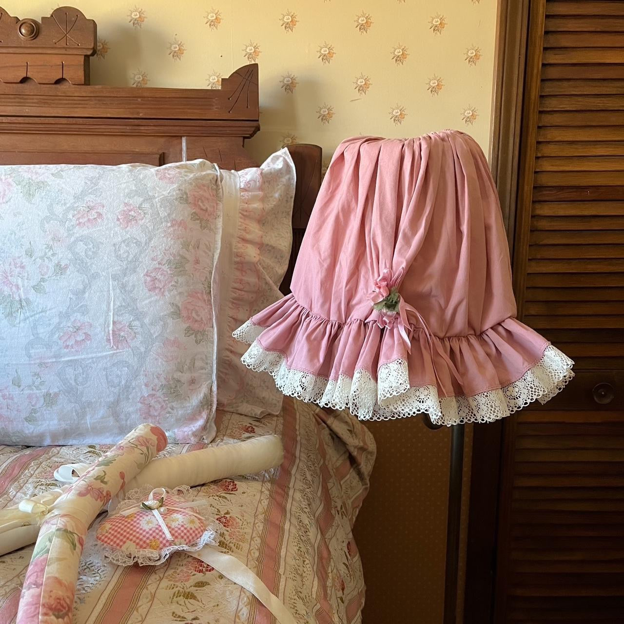 80s 90s ruffle cottagecore lamp cover